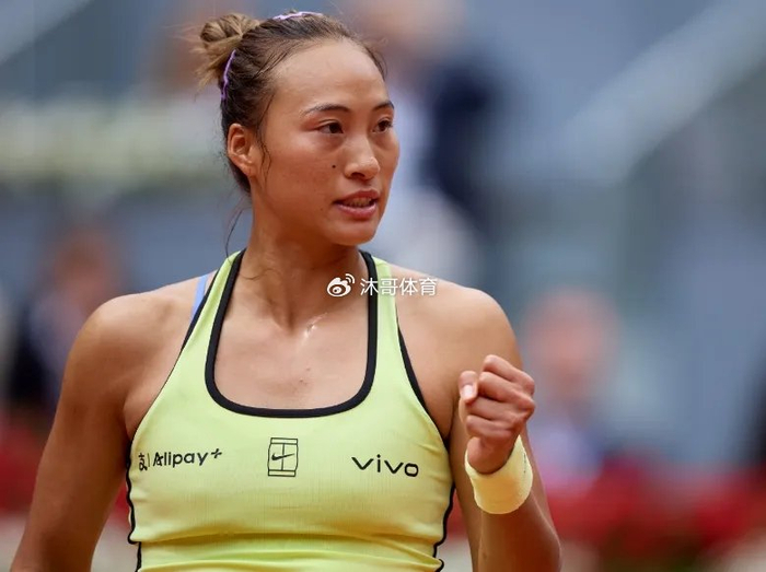 开云体育APP-WTA1000罗马站：郑钦文险胜布克沙晋级32强 轰11记Ace展现强势状态|女单|发球|比赛|对手|比分_新浪体育_新浪新闻